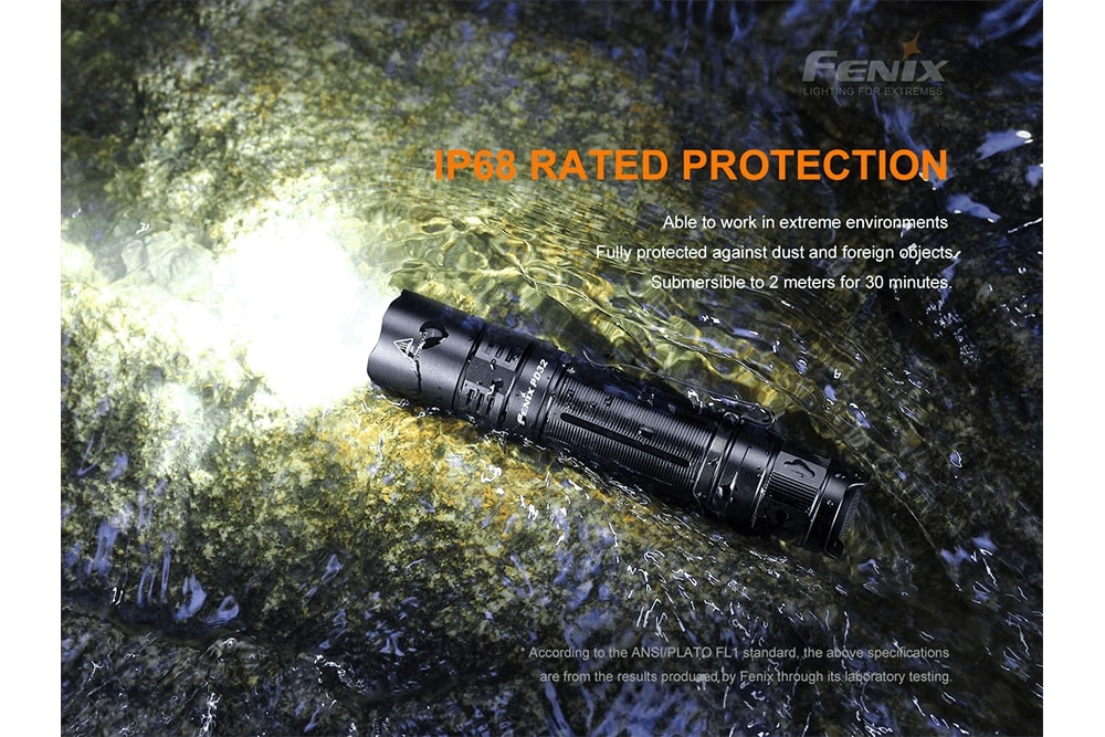 Fenix PD32 V2 under water to display its IP68 waterproof standards