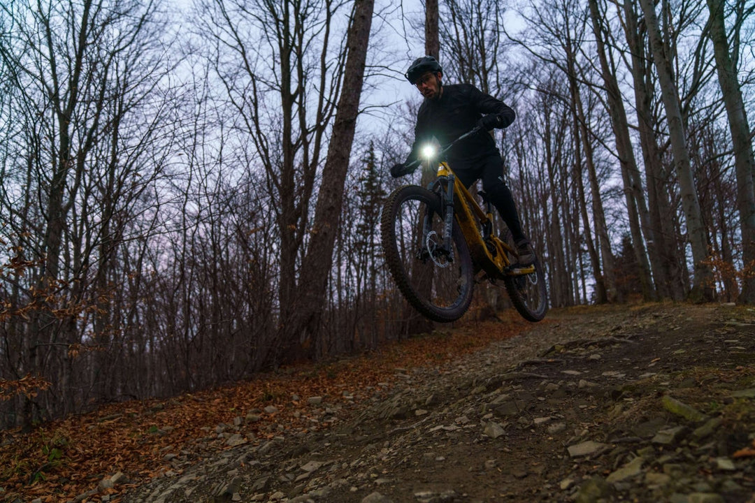 Fenix BC45R Dual-Distance Mountain Bike Light with Remote Switch - Fenix Store