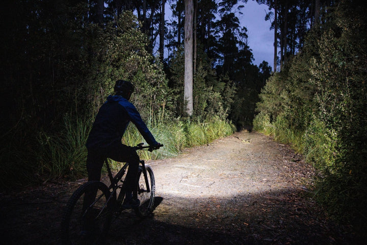 Fenix BC45R Dual-Distance Mountain Bike Light with Remote Switch - Fenix Store